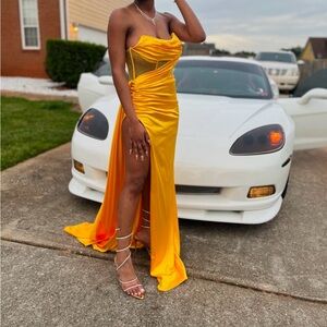 Prom dress yellow strapless satin open leg dress